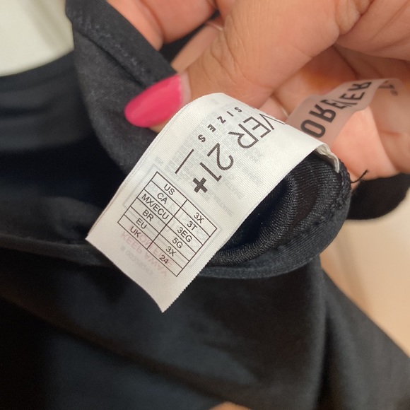 Plus size one piece forever 21 cut out swimsuit - Picture 6 of 6